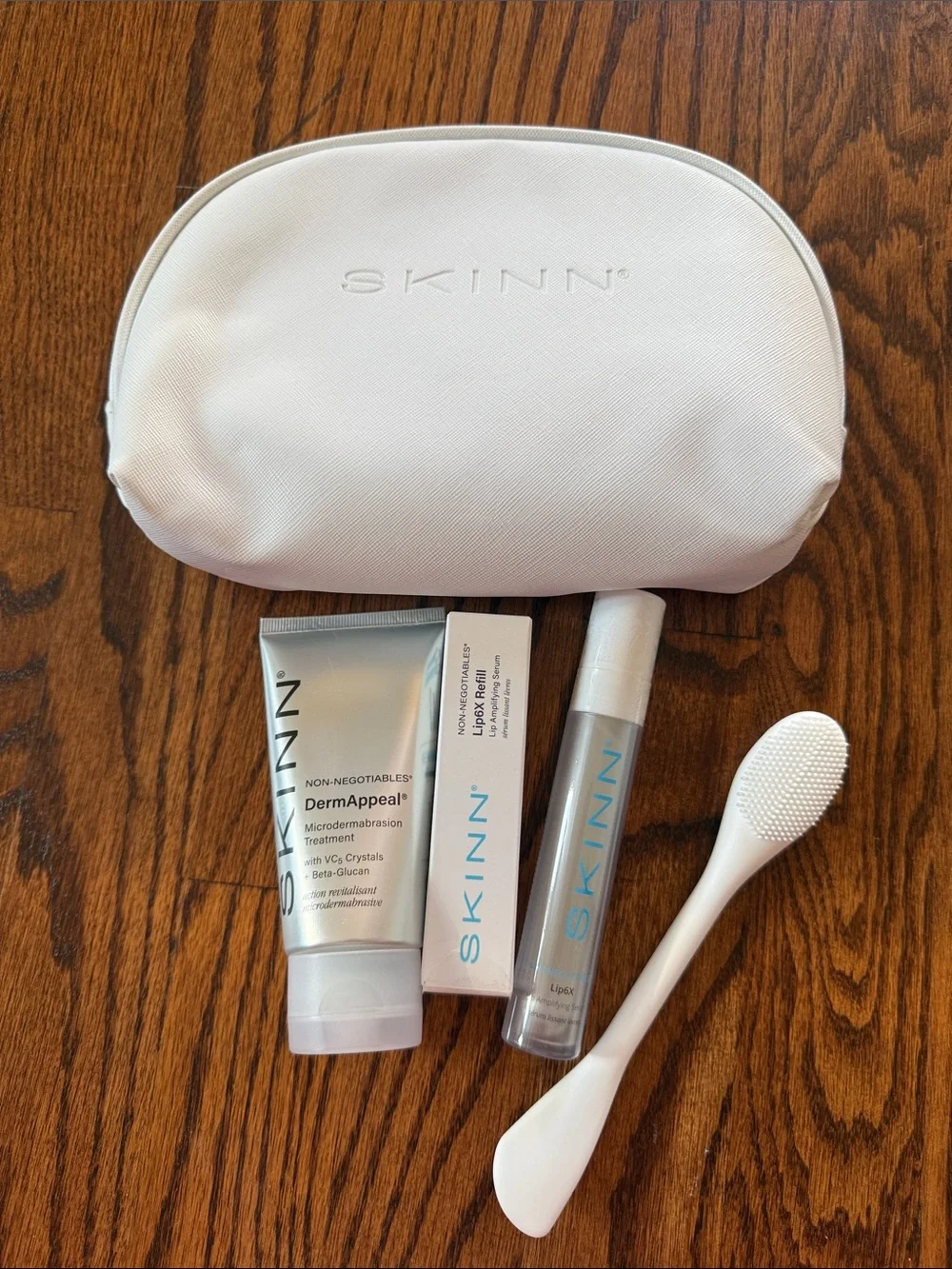 NEW SKINN Set